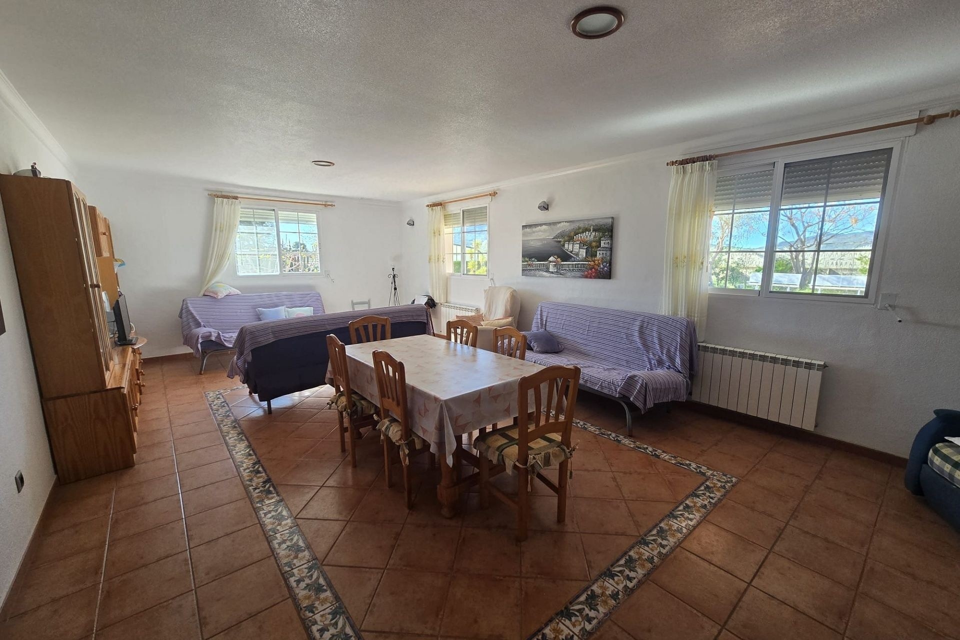Resale - Detached Villa -
Sax - SAX