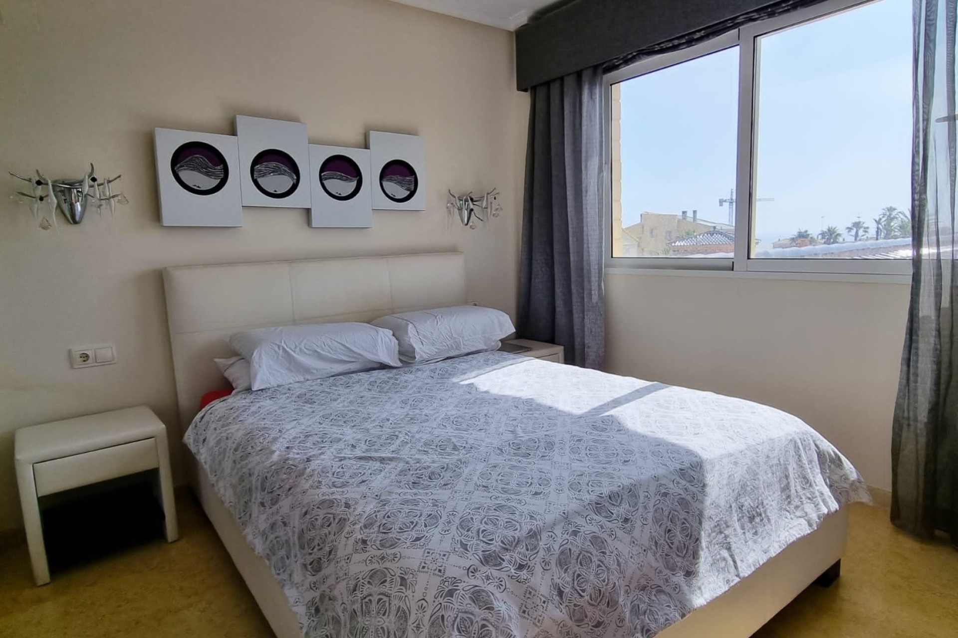 Resale - Detached Villa -
Torrevieja - La Mata