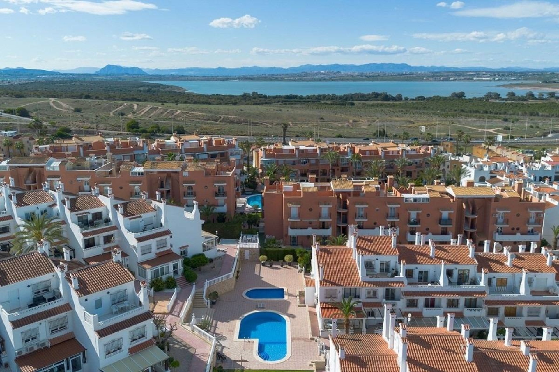Resale - Detached Villa -
Torrevieja - La Mata