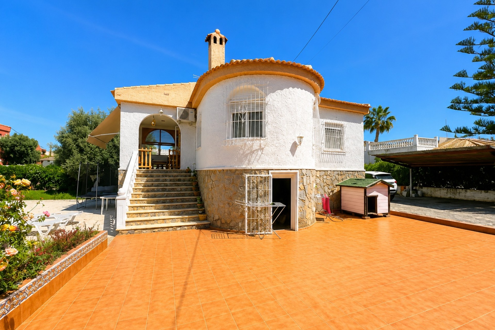 Resale - Detached Villa -
Torrevieja - La Siesta