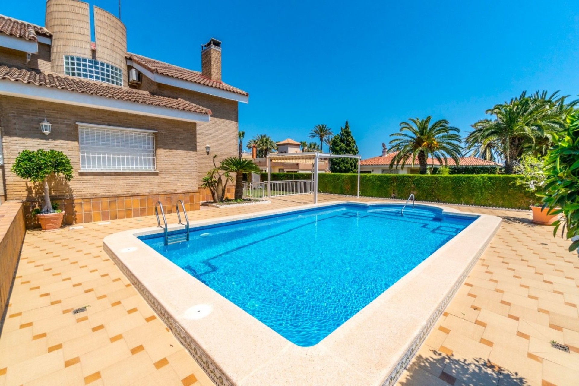 Resale - Detached Villa -
Torrevieja - La veleta