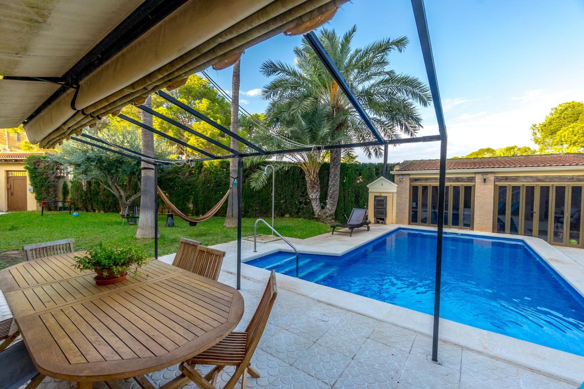 Resale - Detached Villa -
Torrevieja - Los balcones