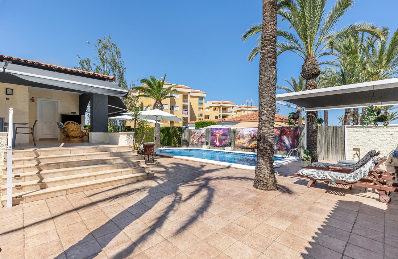 Resale - Detached Villa -
Torrevieja - Rocio del mar