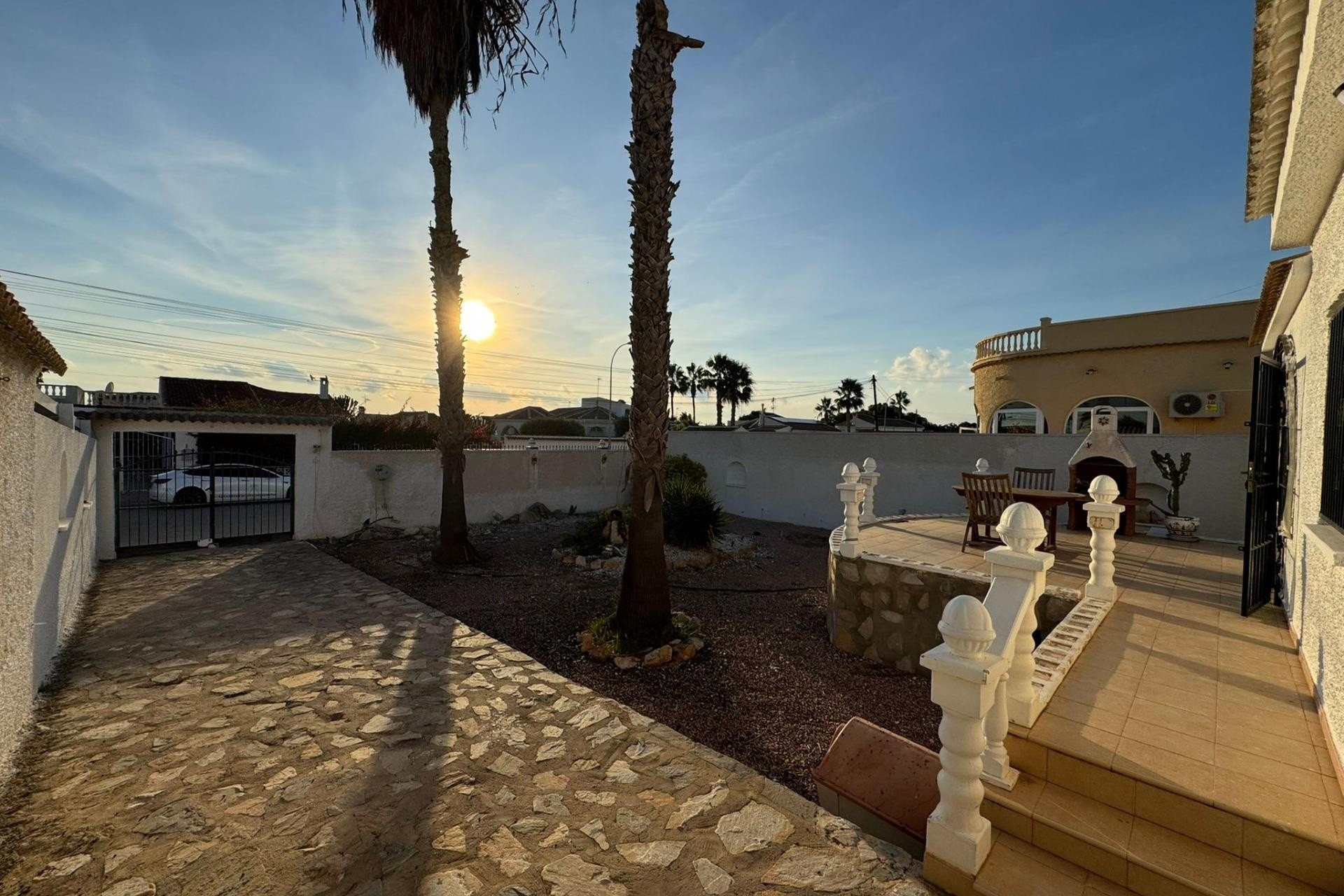 Resale - Detached Villa -
Torrevieja - San luis