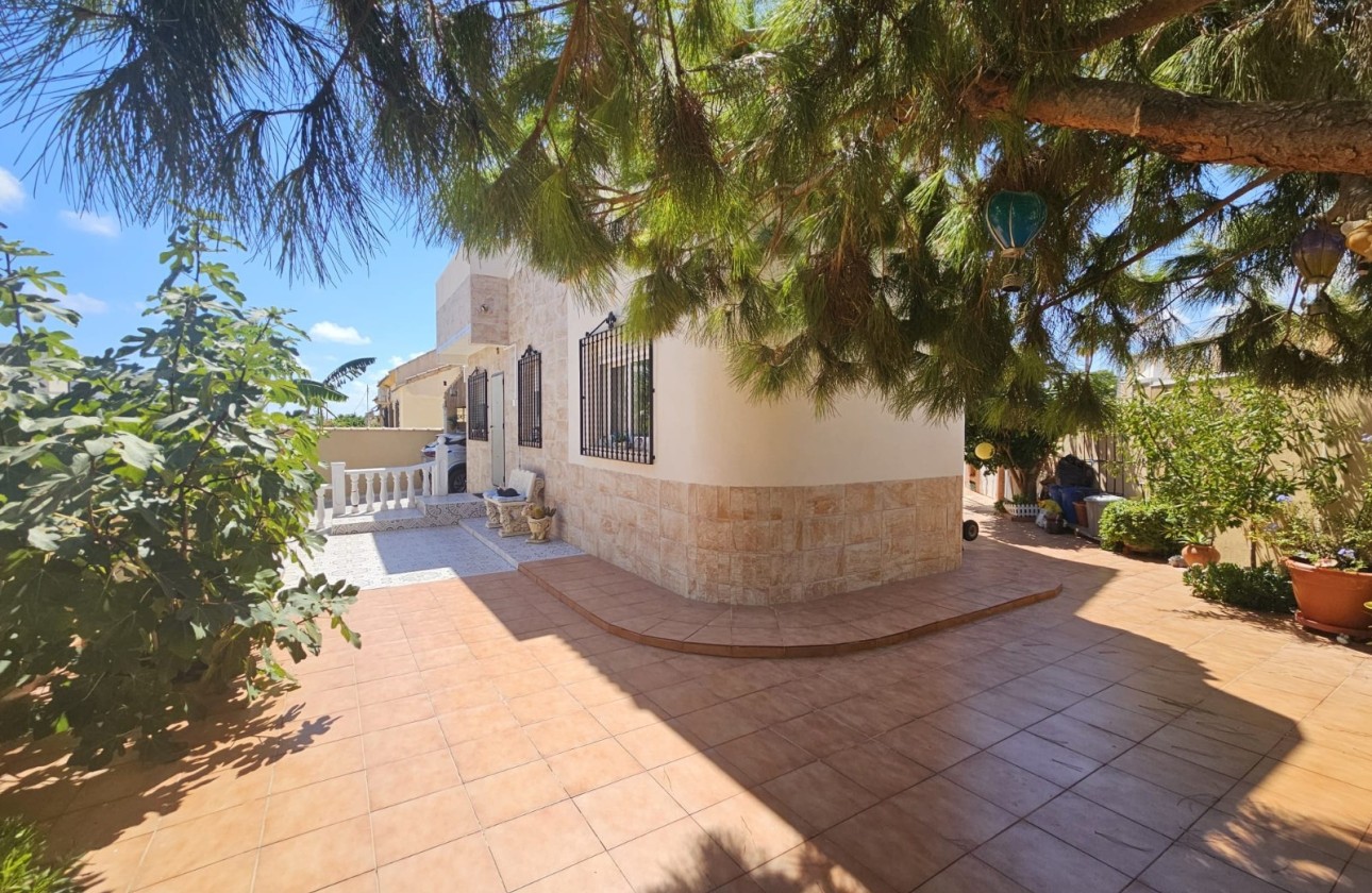 Resale - Detached Villa -
Torrevieja - Torre la mata