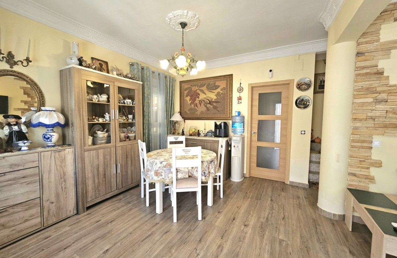 Resale - Detached Villa -
Torrevieja - Torre la mata