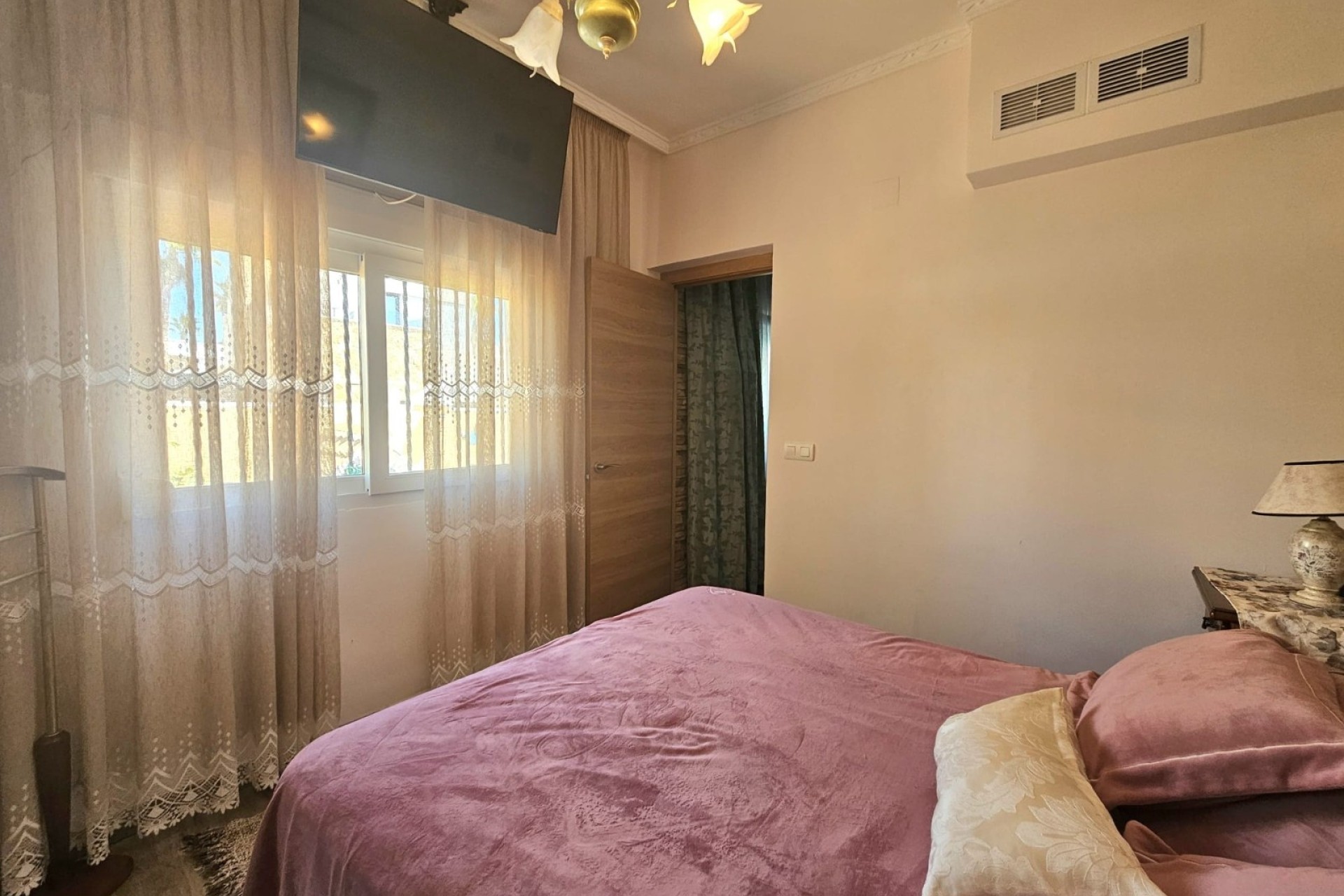 Resale - Detached Villa -
Torrevieja - Torre la mata