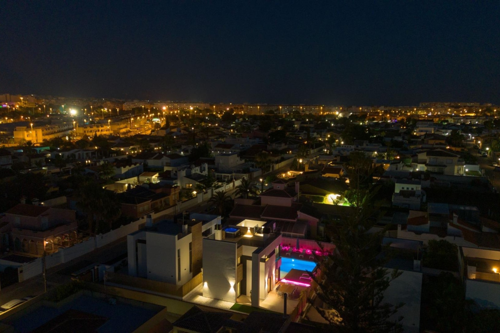 Resale - Detached Villa -
Torrevieja - Torreta florida
