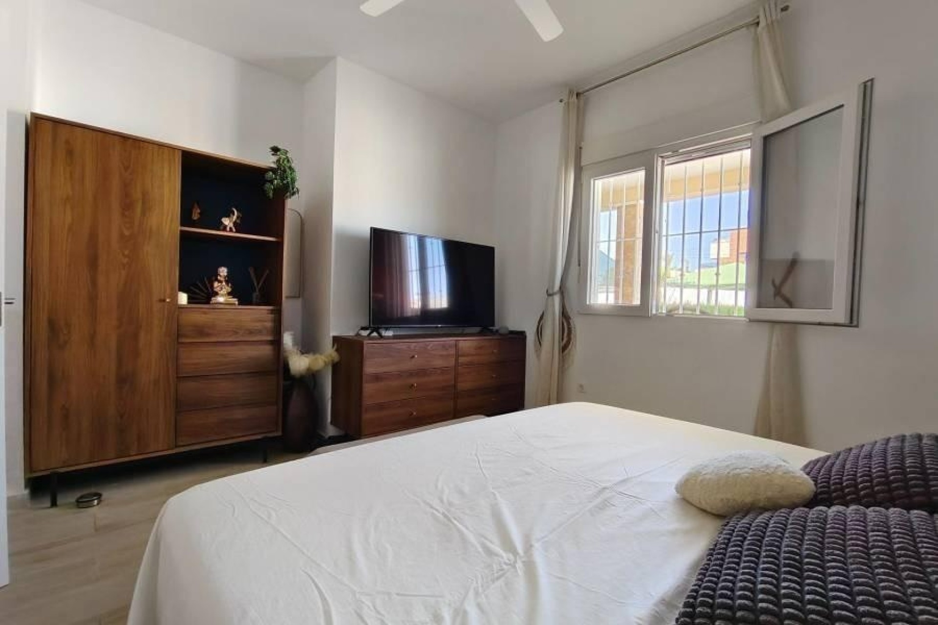 Resale - Detached Villa -
Torrevieja - Torreta florida