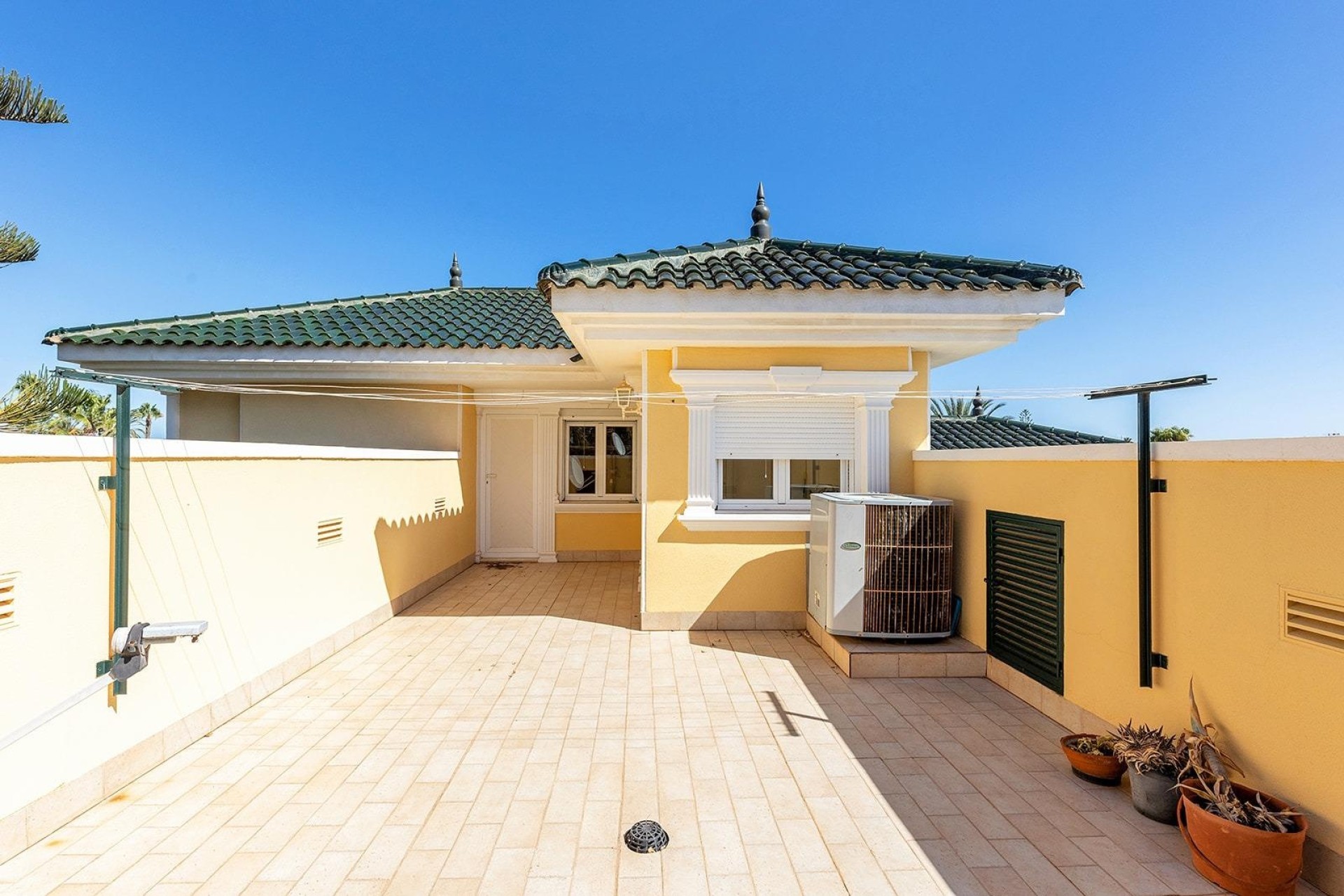 Resale - Detached Villa -
Torrevieja - Torreta florida
