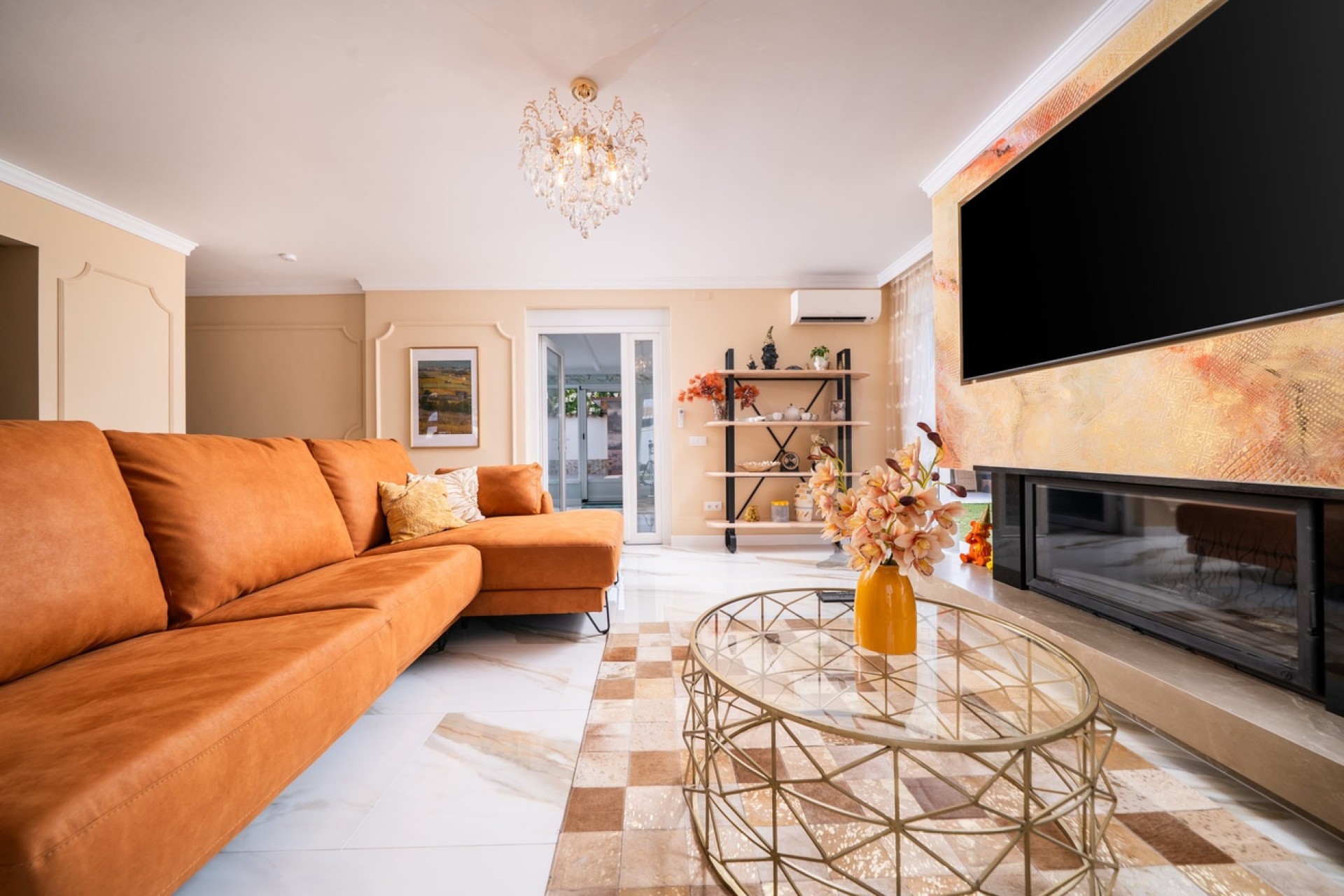 Resale - Detached Villa -
Torrevieja - Torreta