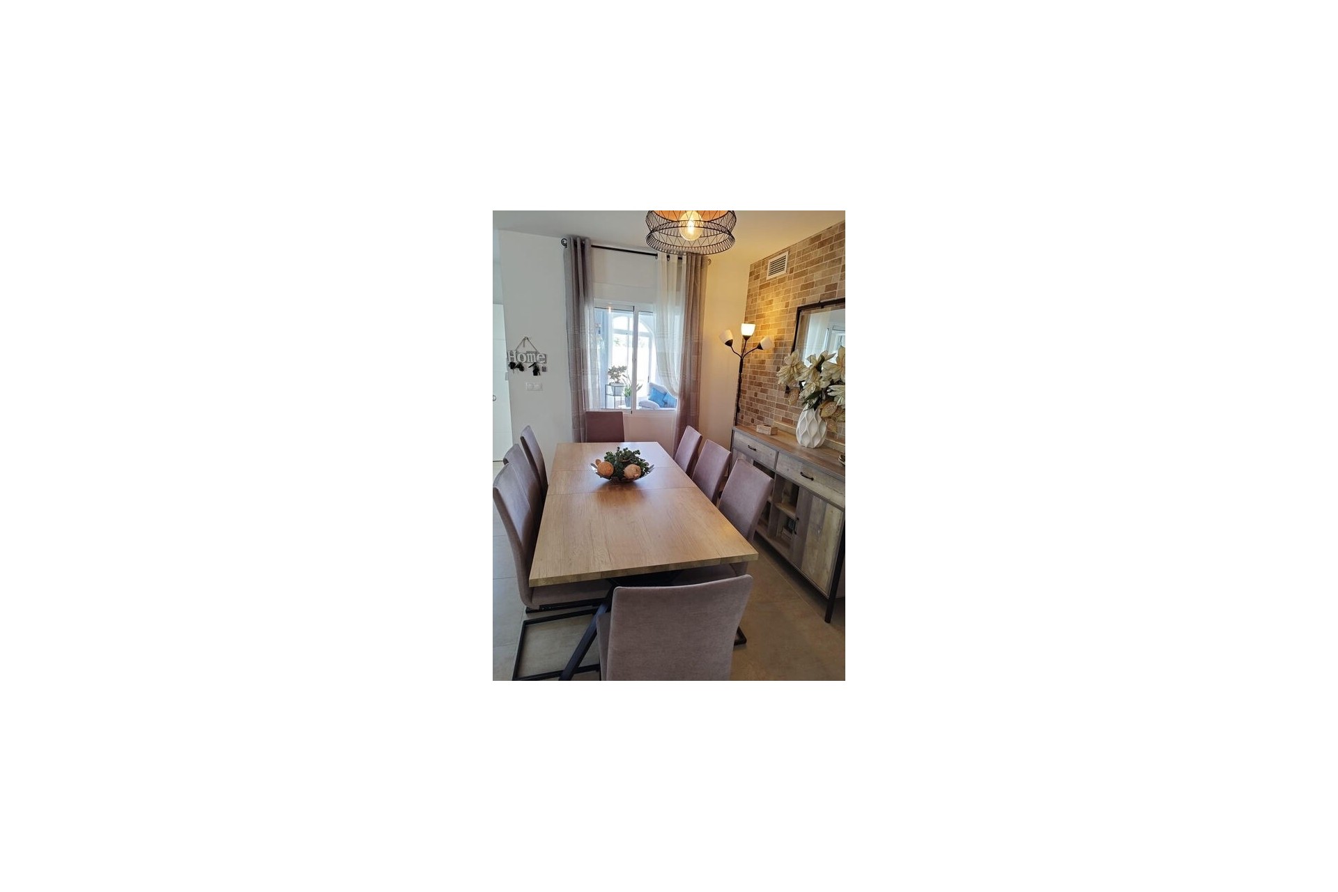 Resale - Detached Villa -
Torrevieja