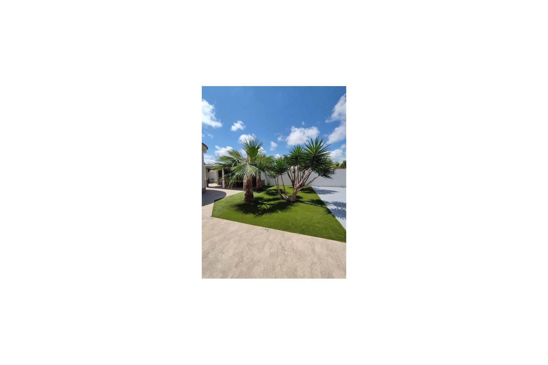 Resale - Detached Villa -
Torrevieja