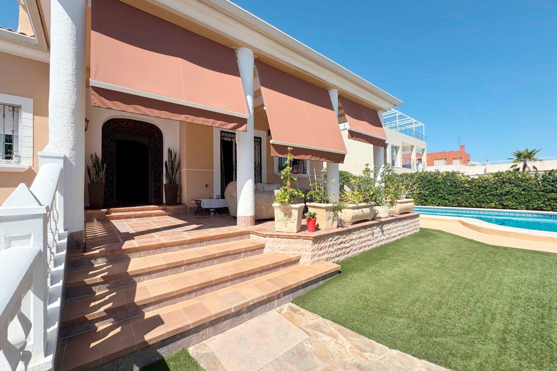 Resale - Detached Villa -
Torrevieja