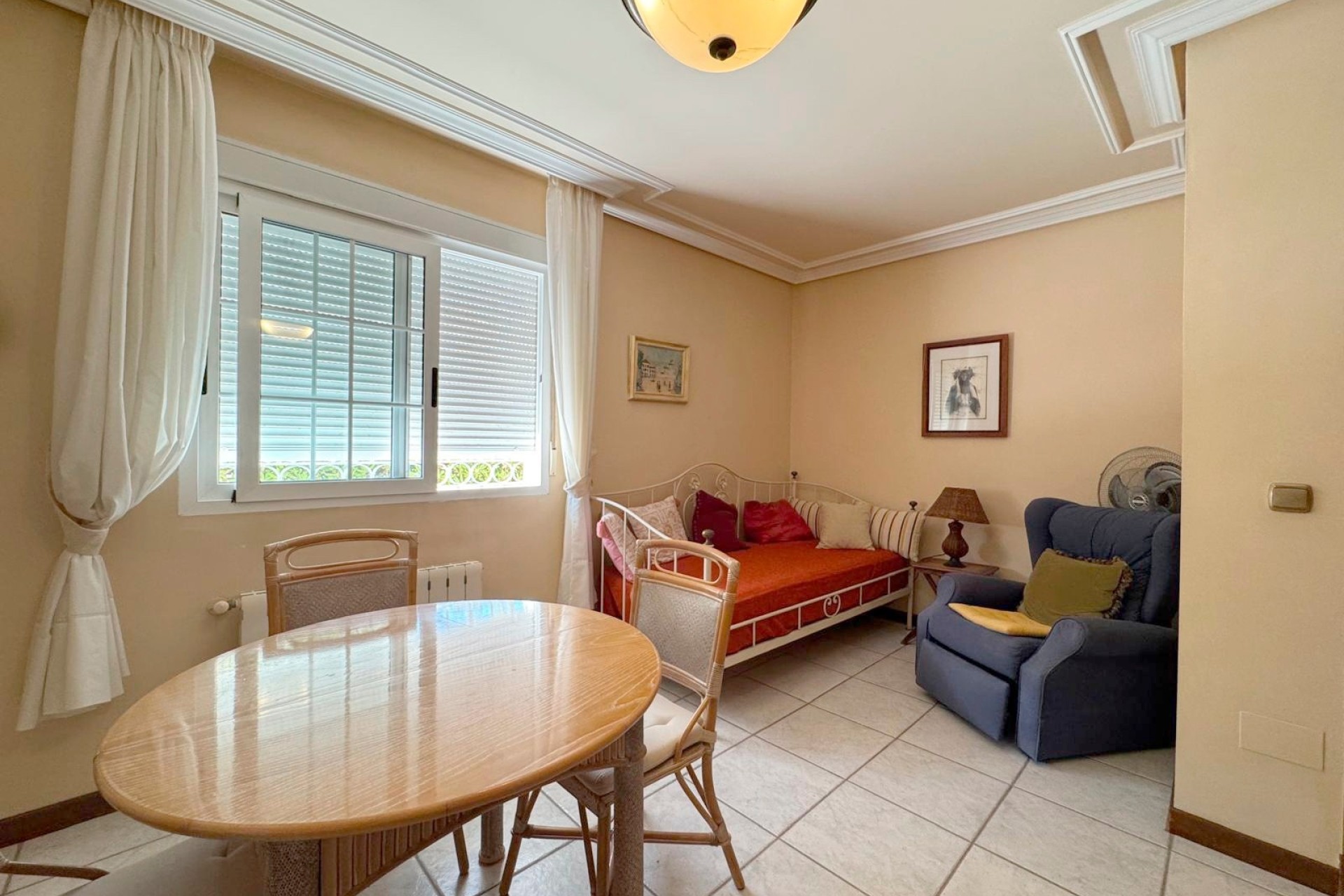 Resale - Detached Villa -
Torrevieja