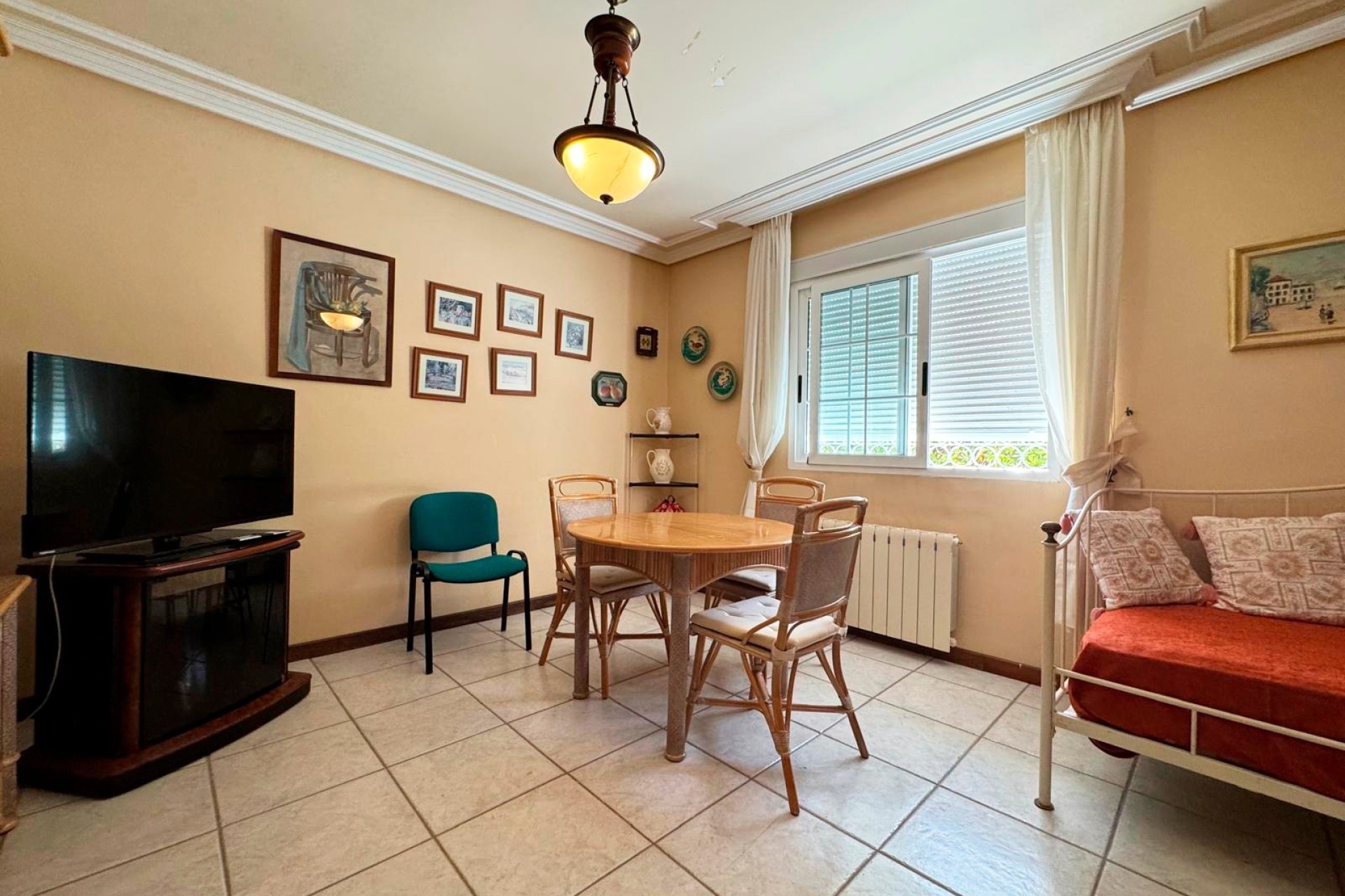 Resale - Detached Villa -
Torrevieja