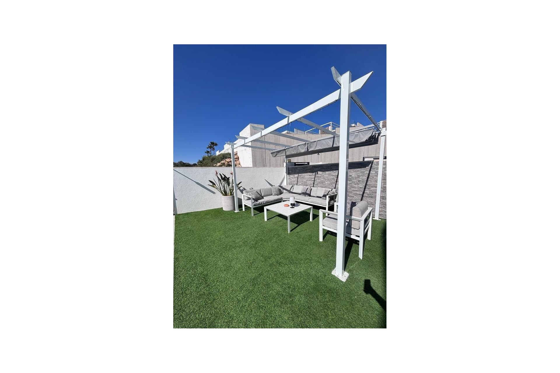 Resale - Detached Villa -
Villamartín - Costa Blanca