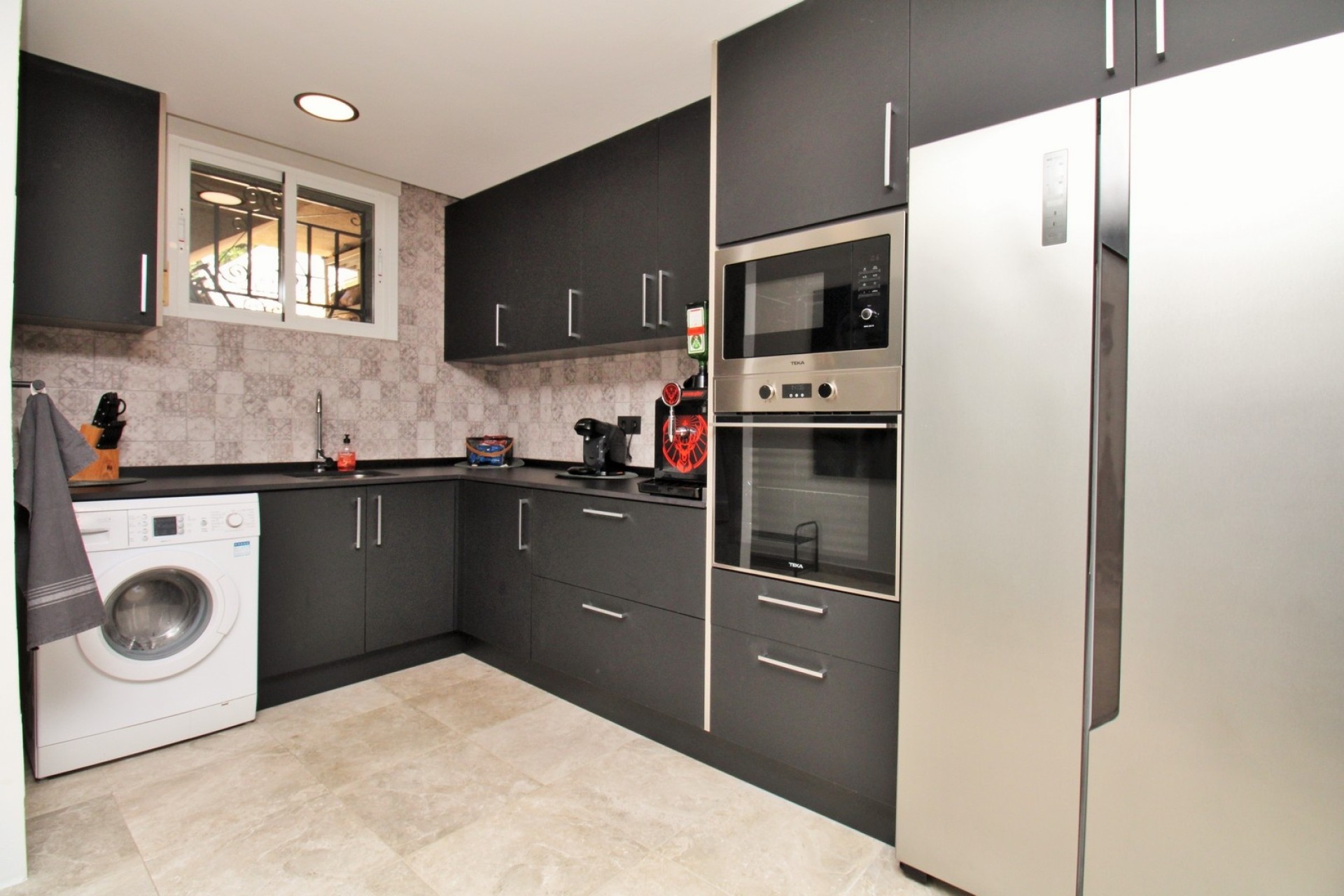 Resale - Detached Villa -
Villamartín - Las Violetas
