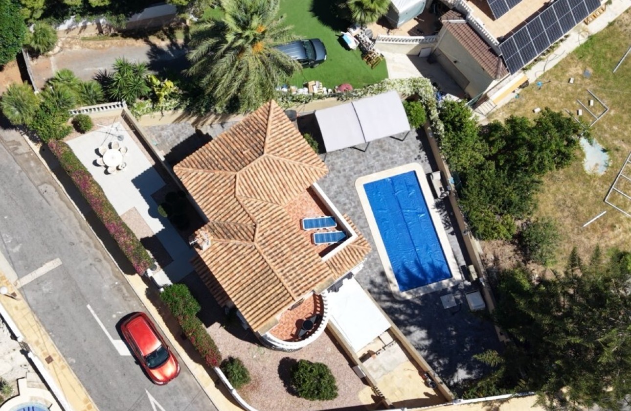 Resale - Detached Villa -
Villamartín