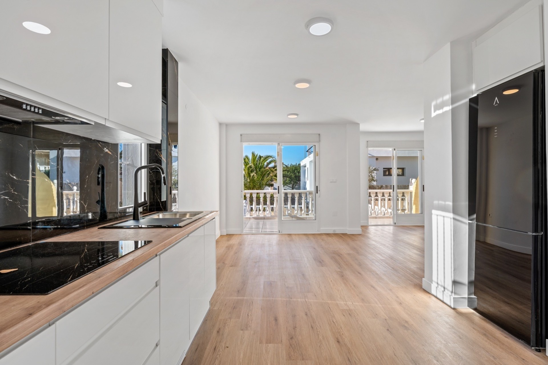 Resale - Doppelhaushälfte -
Benimar