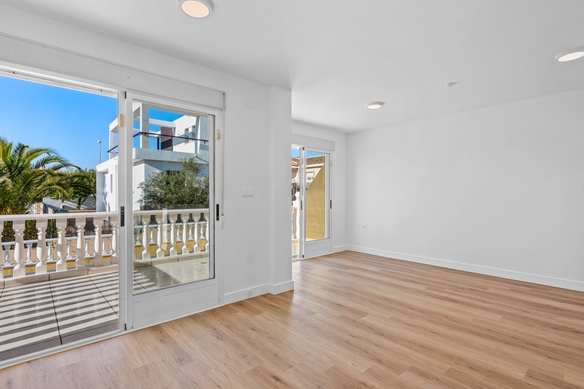 Resale - Doppelhaushälfte -
Benimar