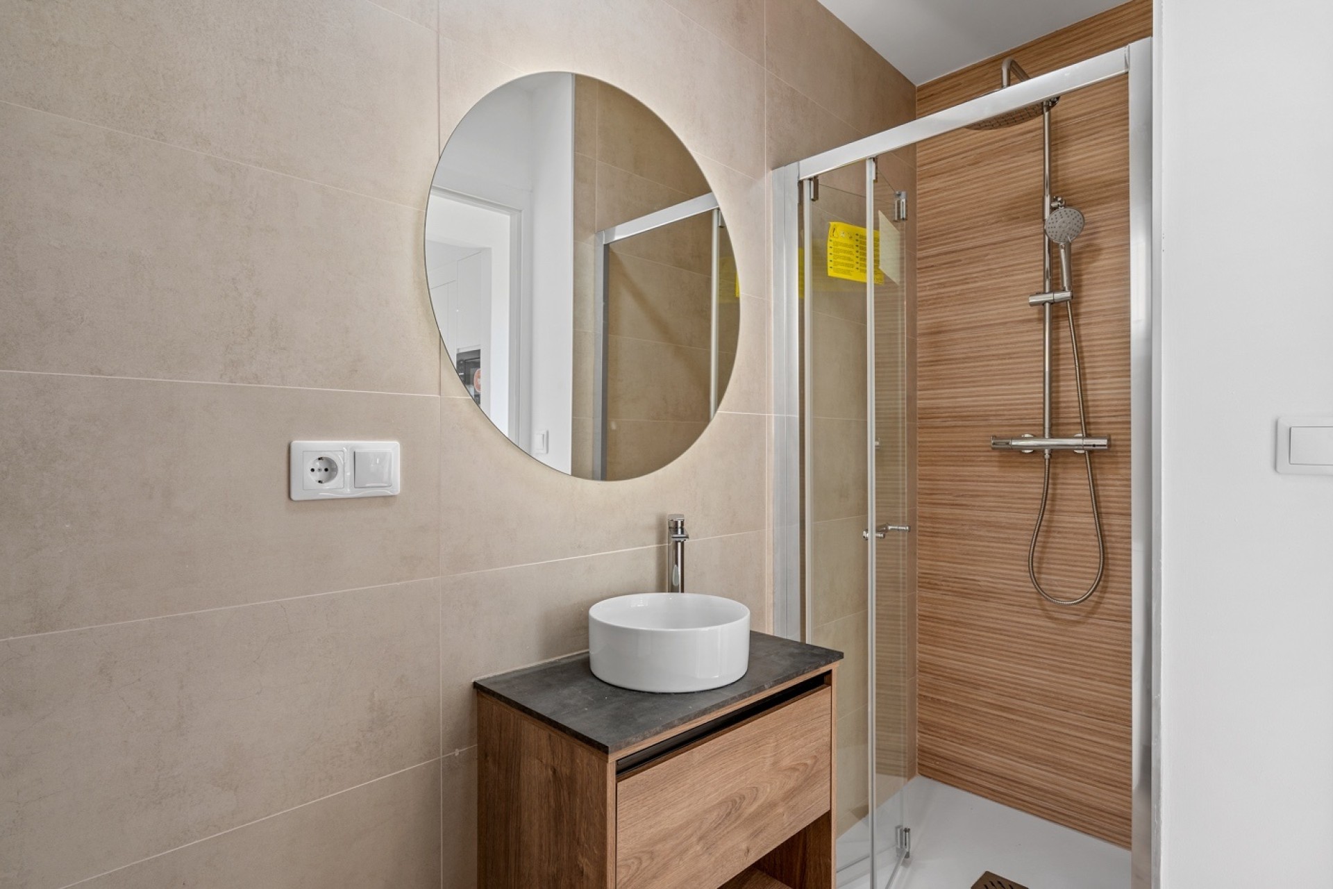 Resale - Doppelhaushälfte -
Benimar