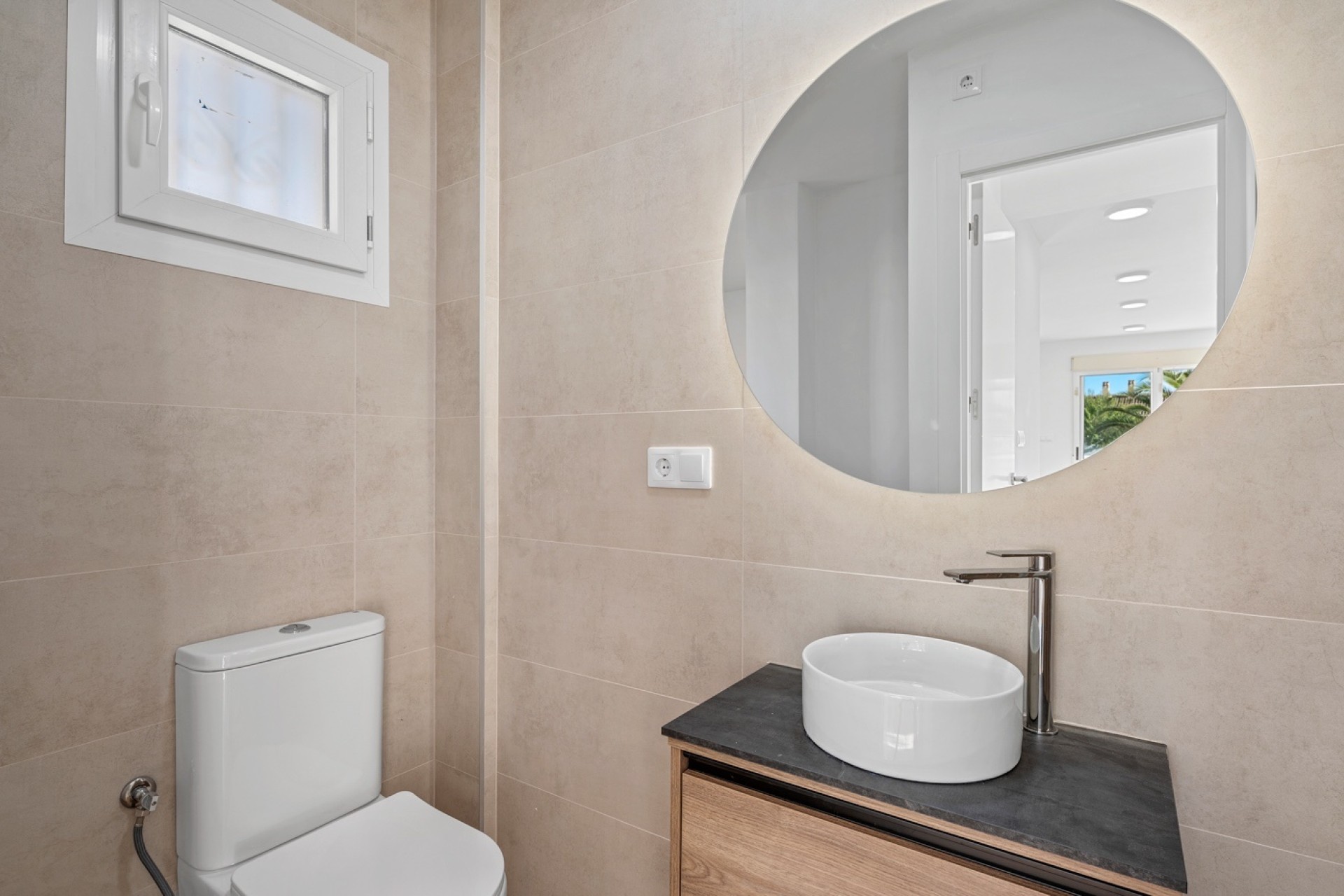 Resale - Doppelhaushälfte -
Benimar