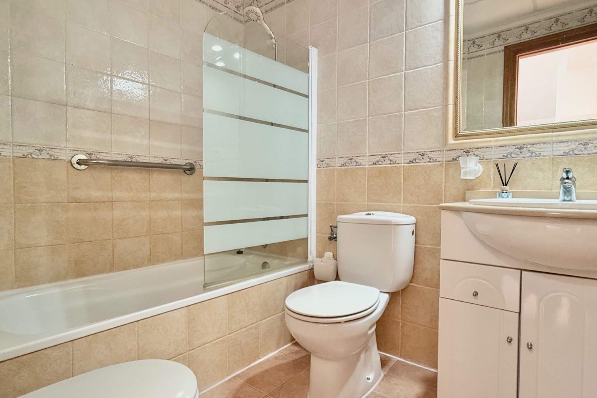 Resale - Doppelhaushälfte -
Guardamar del Segura - Guardamar