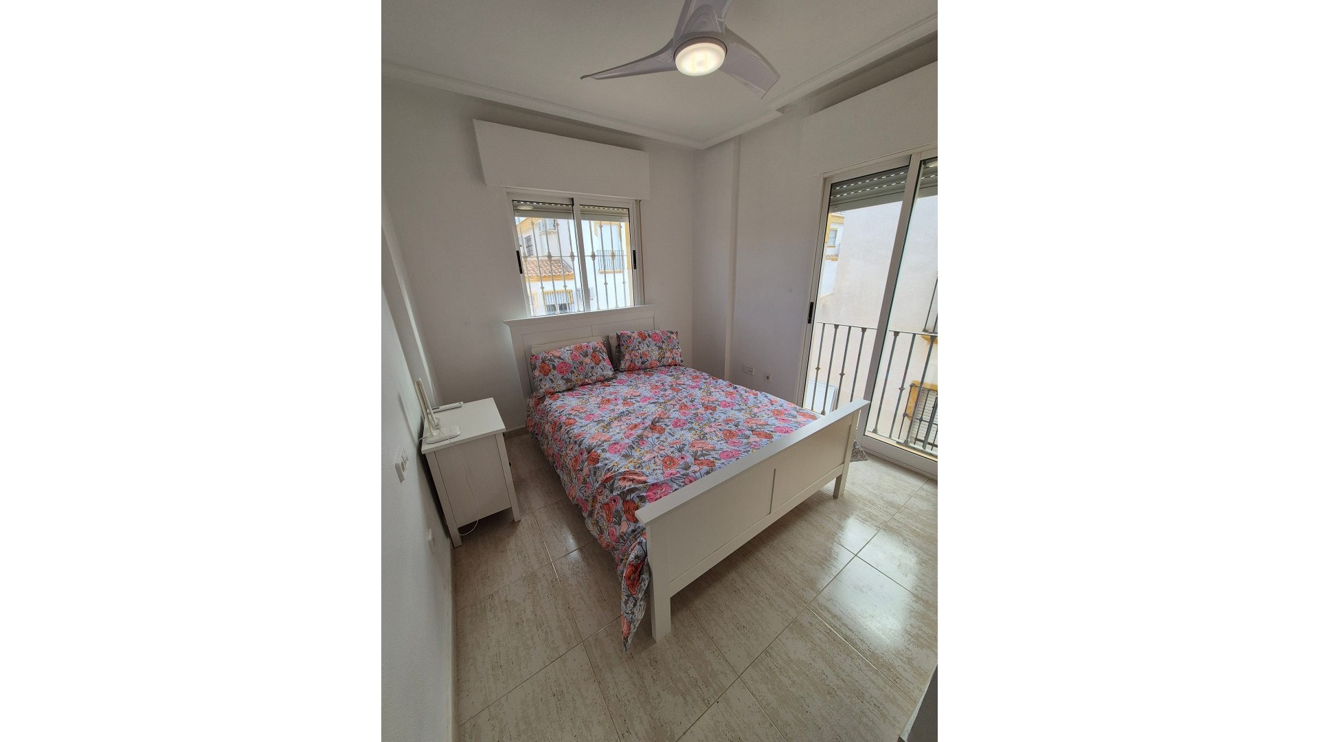 Resale - Doppelhaushälfte -
Los Altos