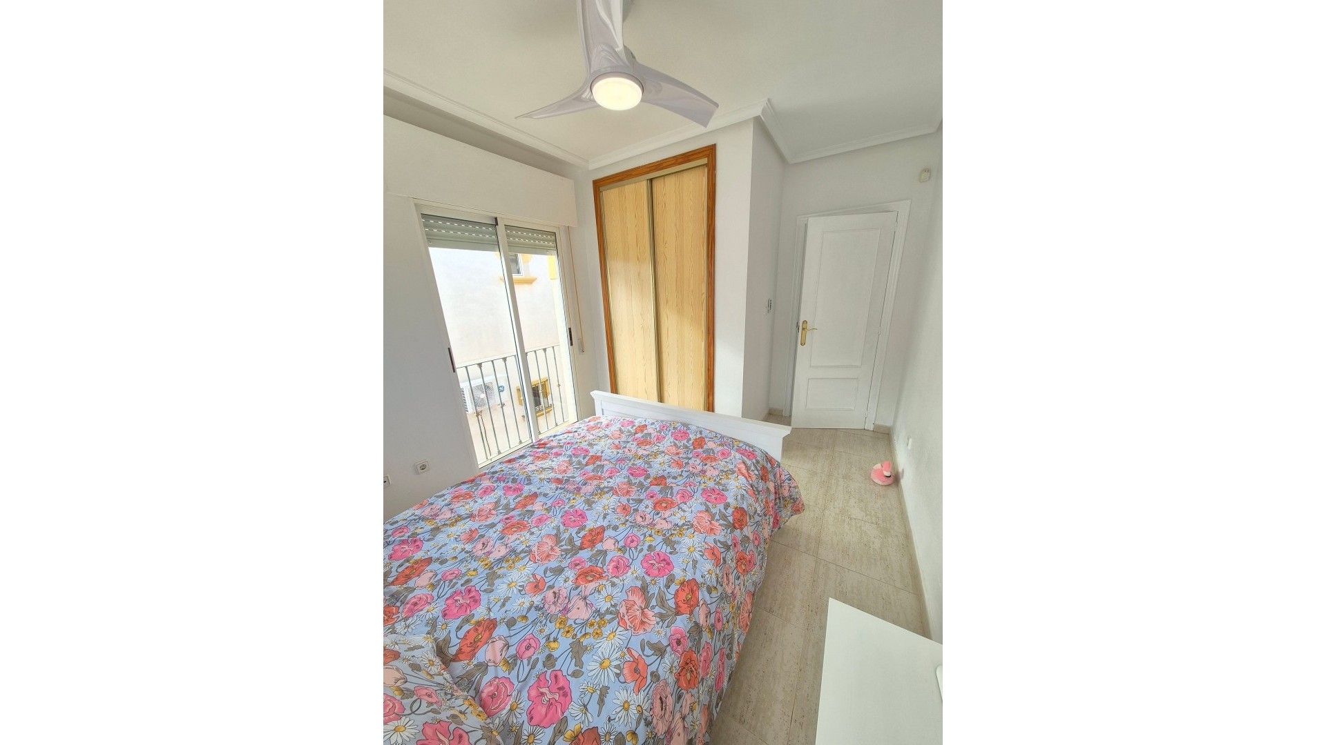 Resale - Doppelhaushälfte -
Los Altos