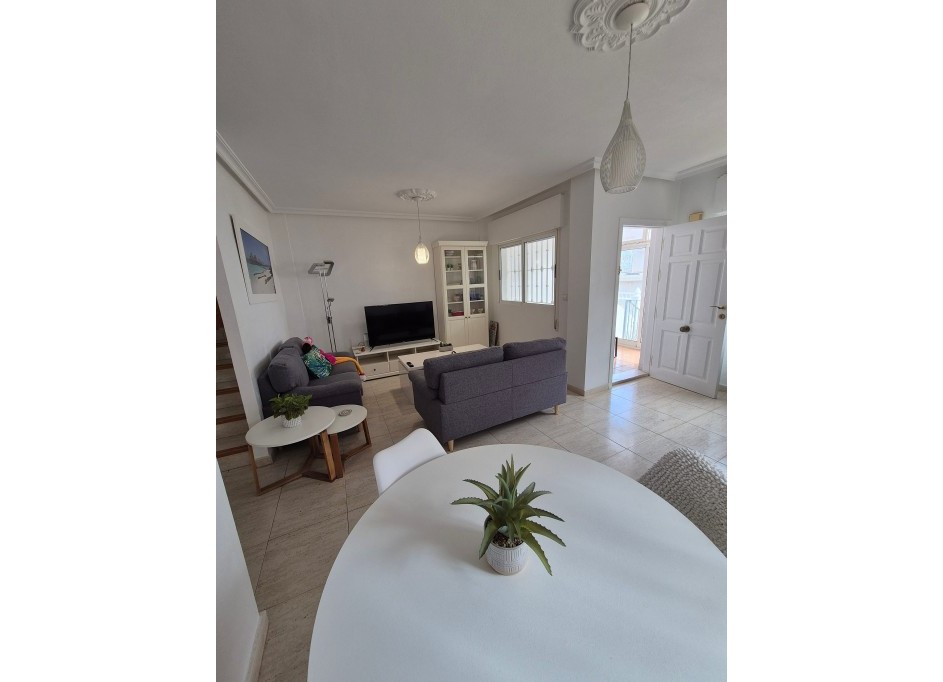 Resale - Doppelhaushälfte -
Los Altos