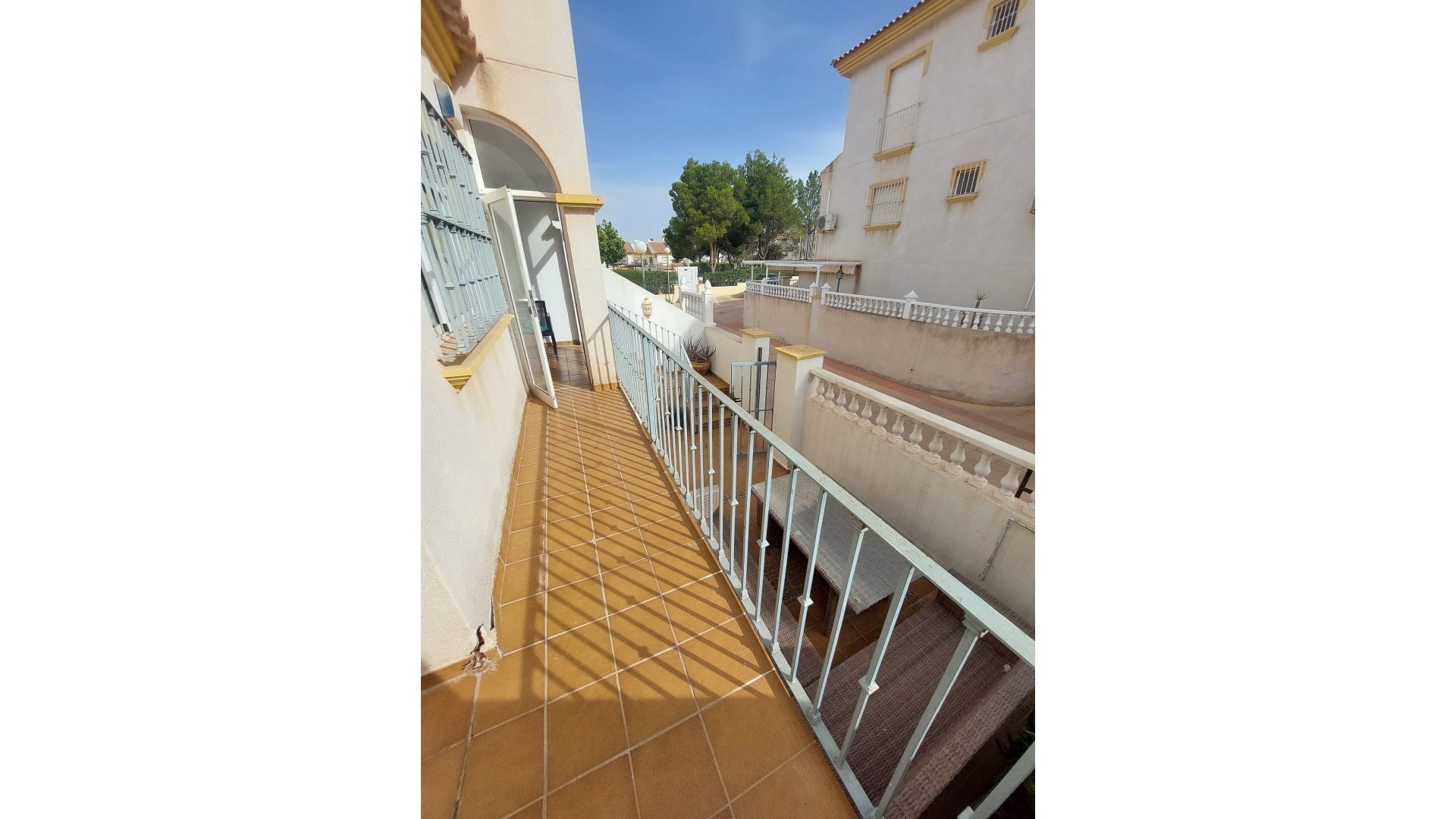 Resale - Doppelhaushälfte -
Los Altos