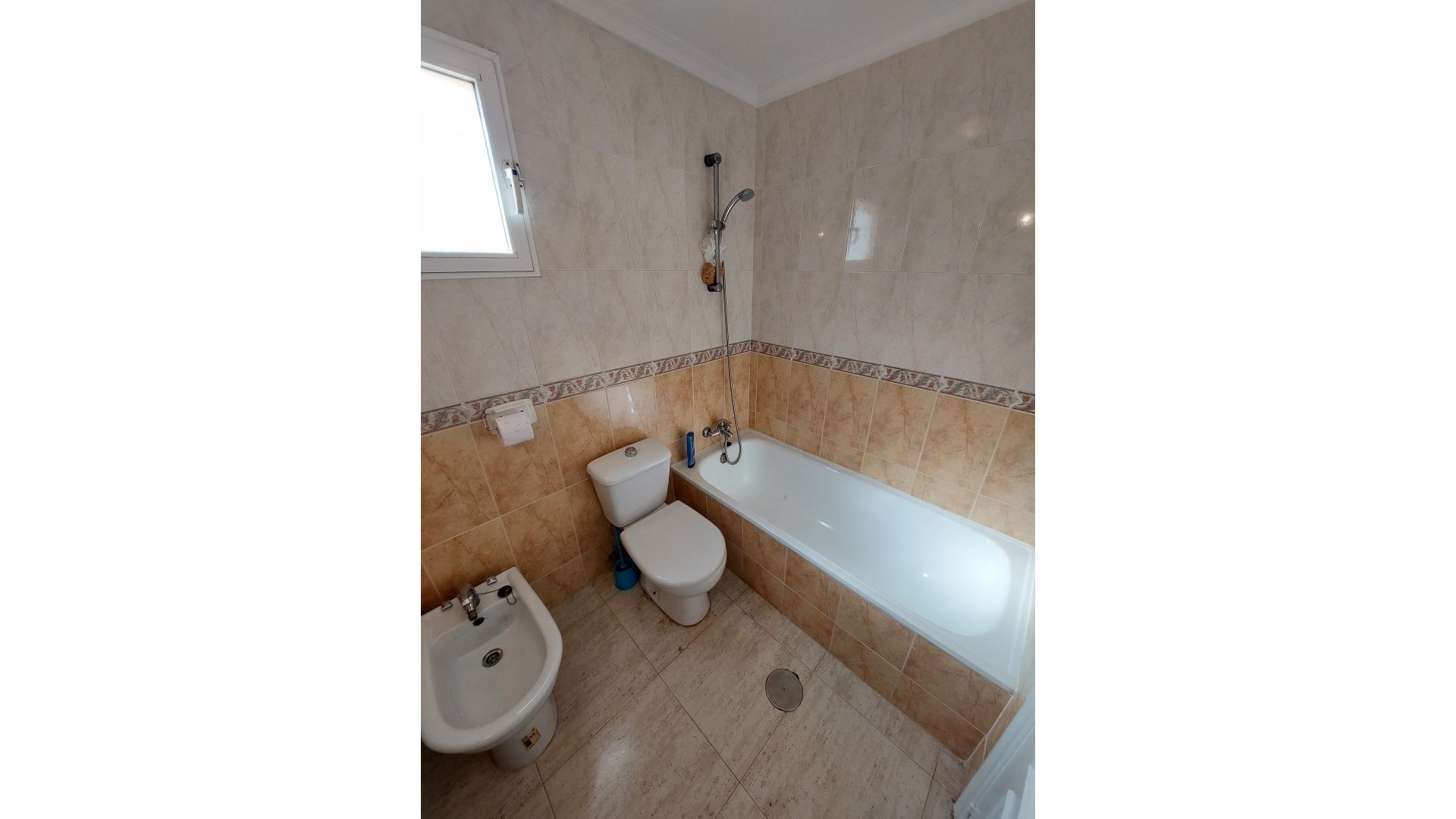 Resale - Doppelhaushälfte -
Los Altos