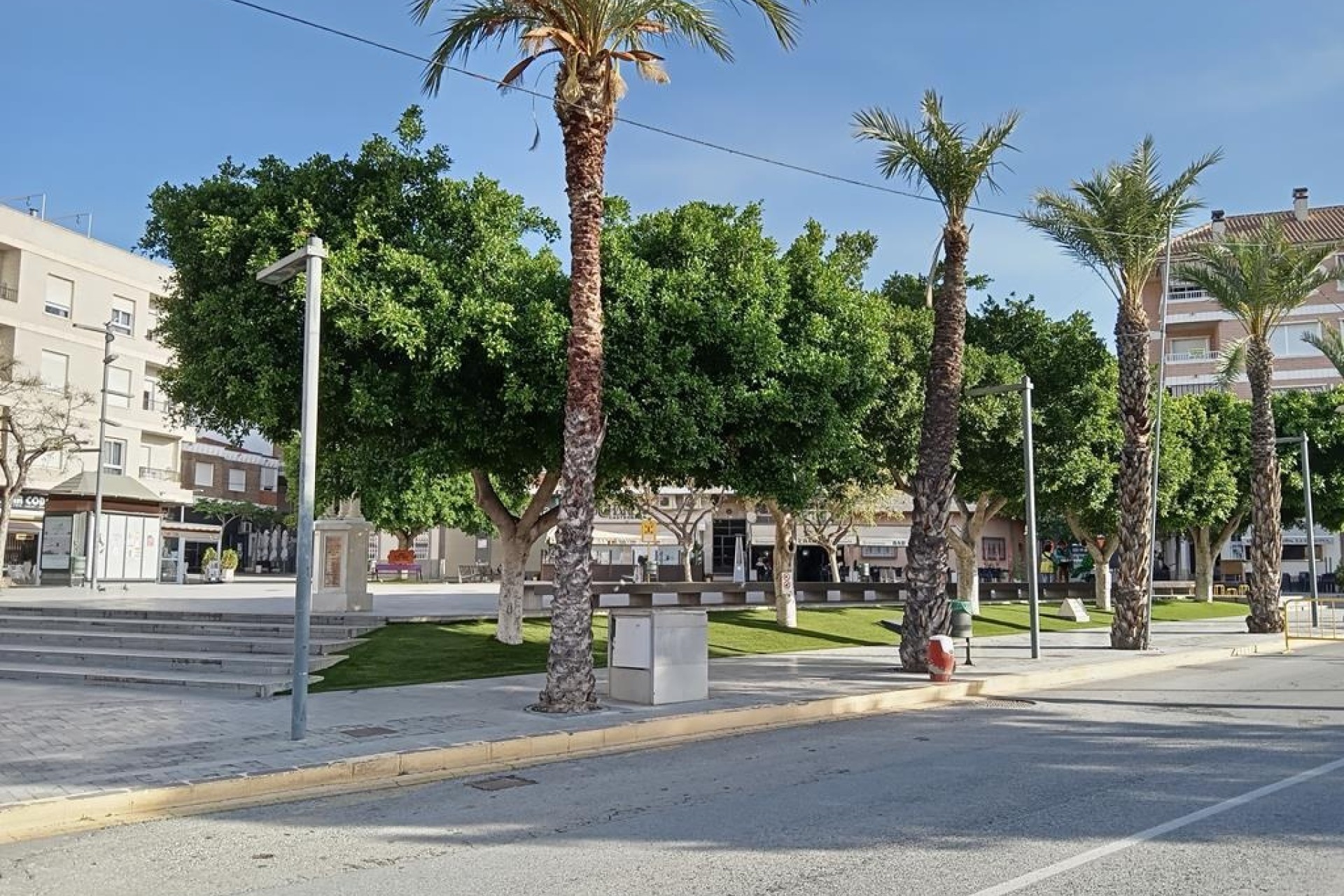 Resale - Doppelhaushälfte -
Los Montesinos - PUEBLO CENTRO