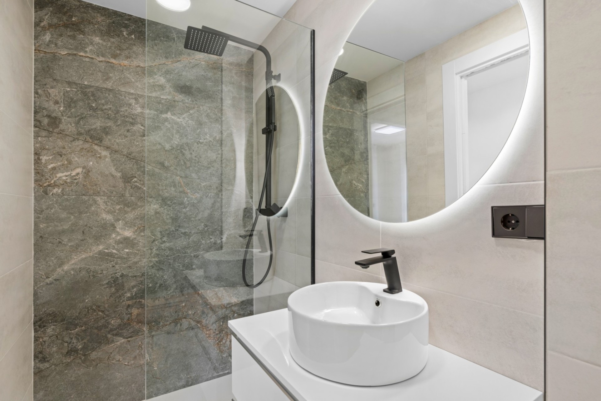 Resale - Doppelhaushälfte -
Torre de La Horadada - Torre de La Horadada - Town