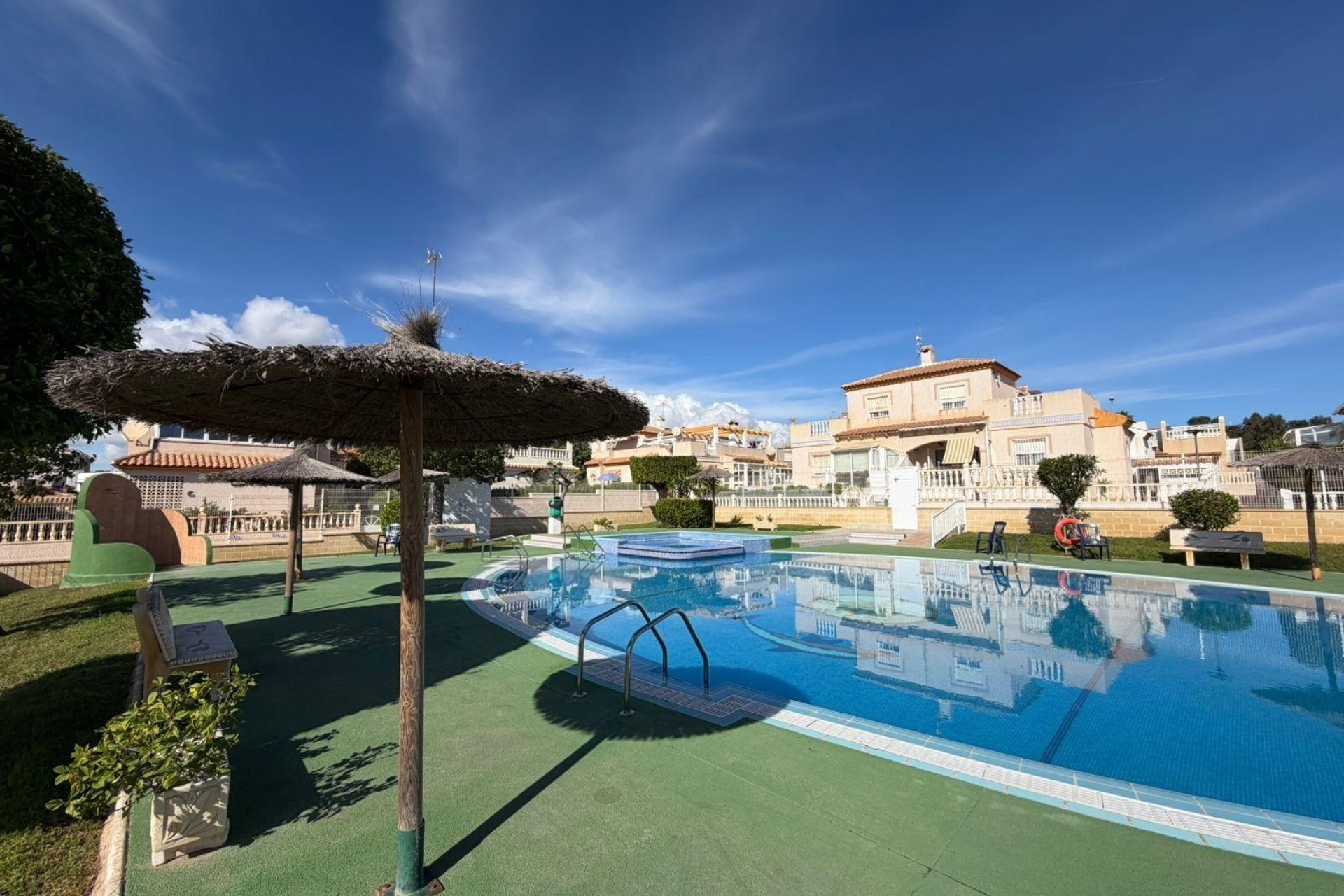 Resale - Doppelhaushälfte -
Torrevieja - Cabo cervera