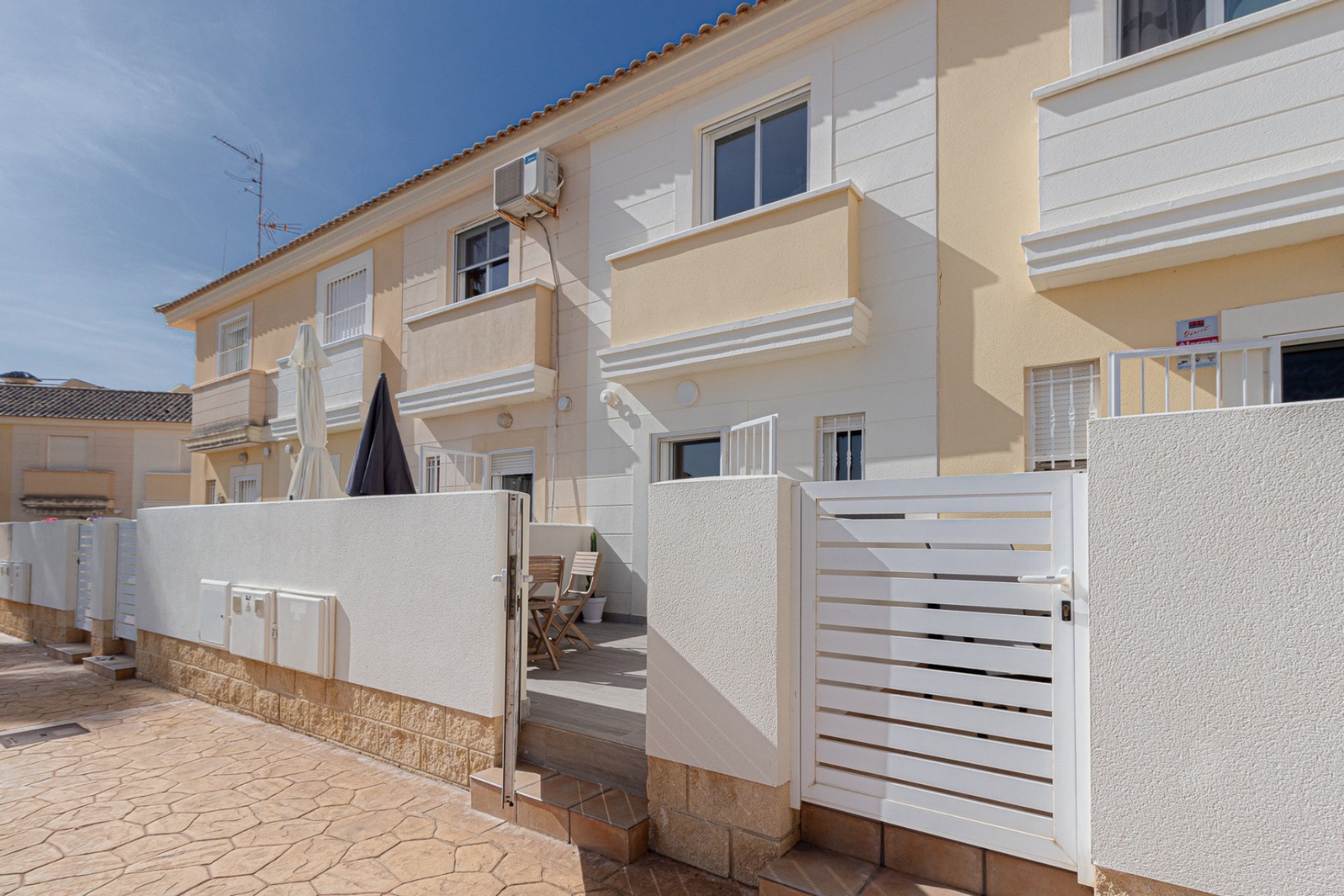 Resale - Doppelhaushälfte -
Torrevieja - El chaparral