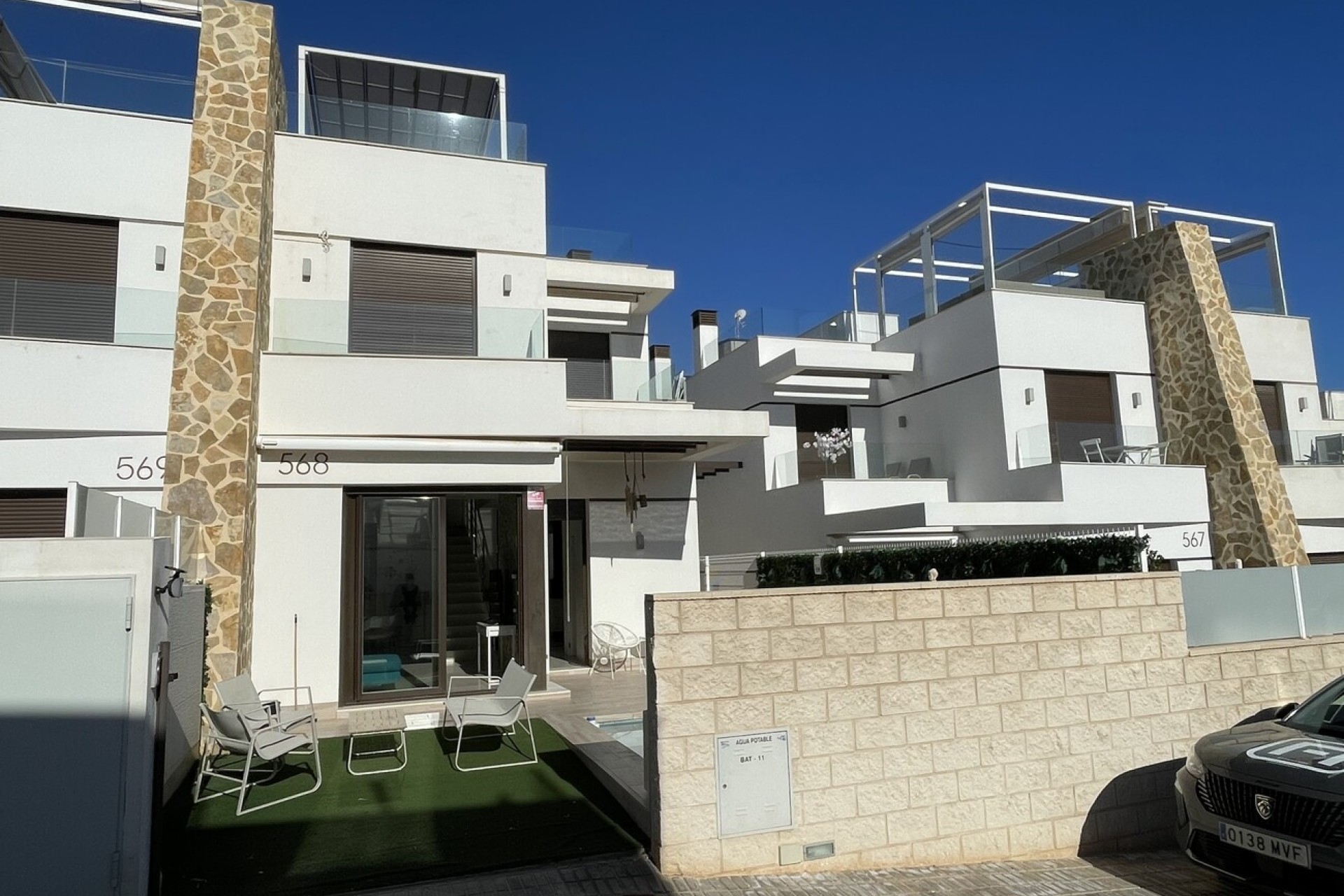 Resale - Doppelhaushälfte -
Villamartín