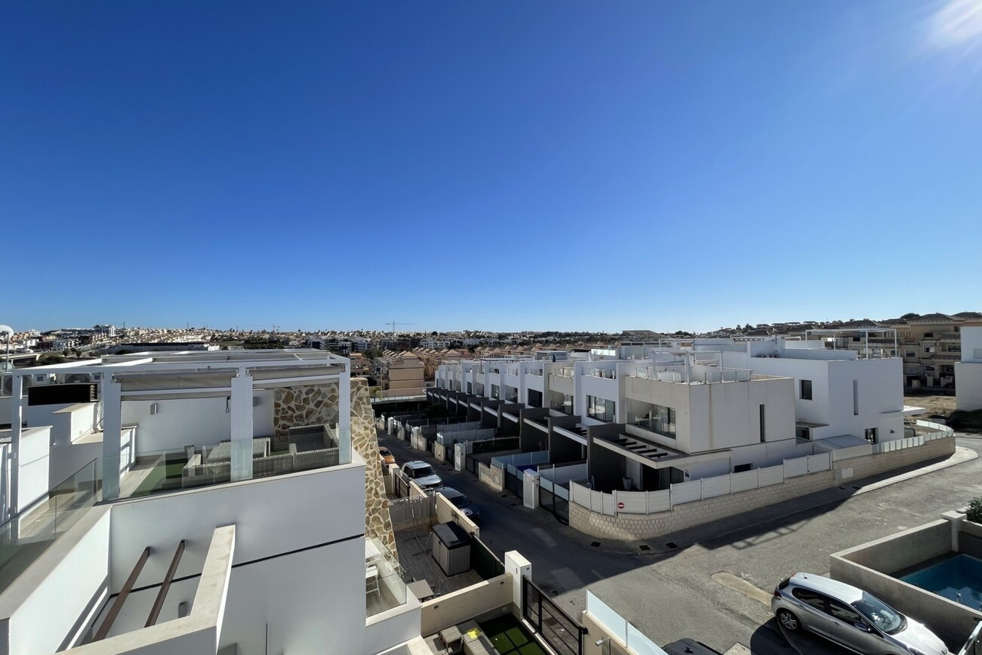 Resale - Doppelhaushälfte -
Villamartín