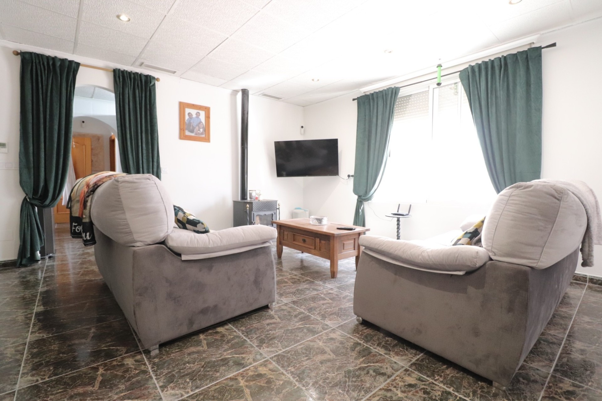 Resale - Finca - Country Property -
Benferri - Benferri - Country