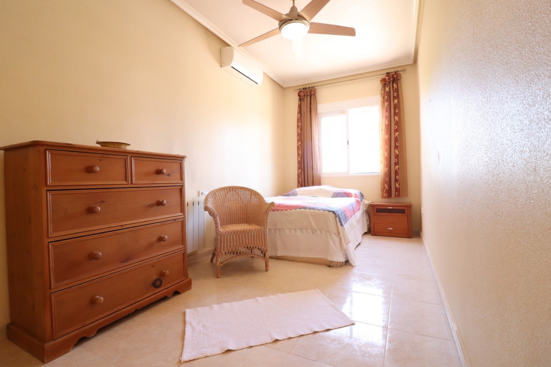Resale - Finca - Country Property -
Catral - Catral - Country