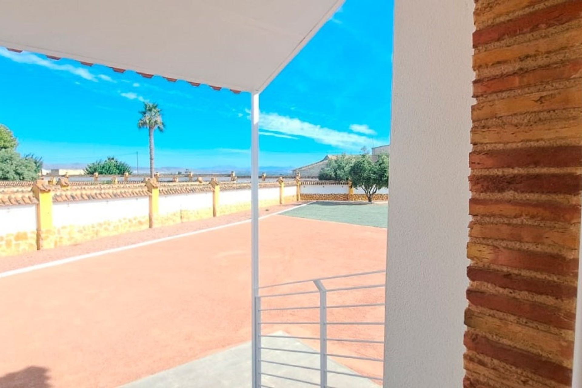 Resale - Finca - Country Property -
Catral - Catral - Country