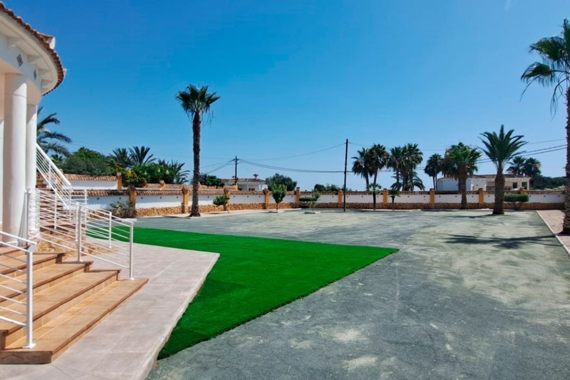 Resale - Finca - Country Property -
Catral