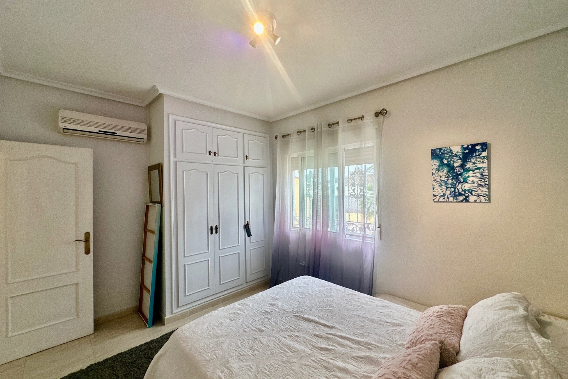 Resale - Finca - Country Property -
Catral