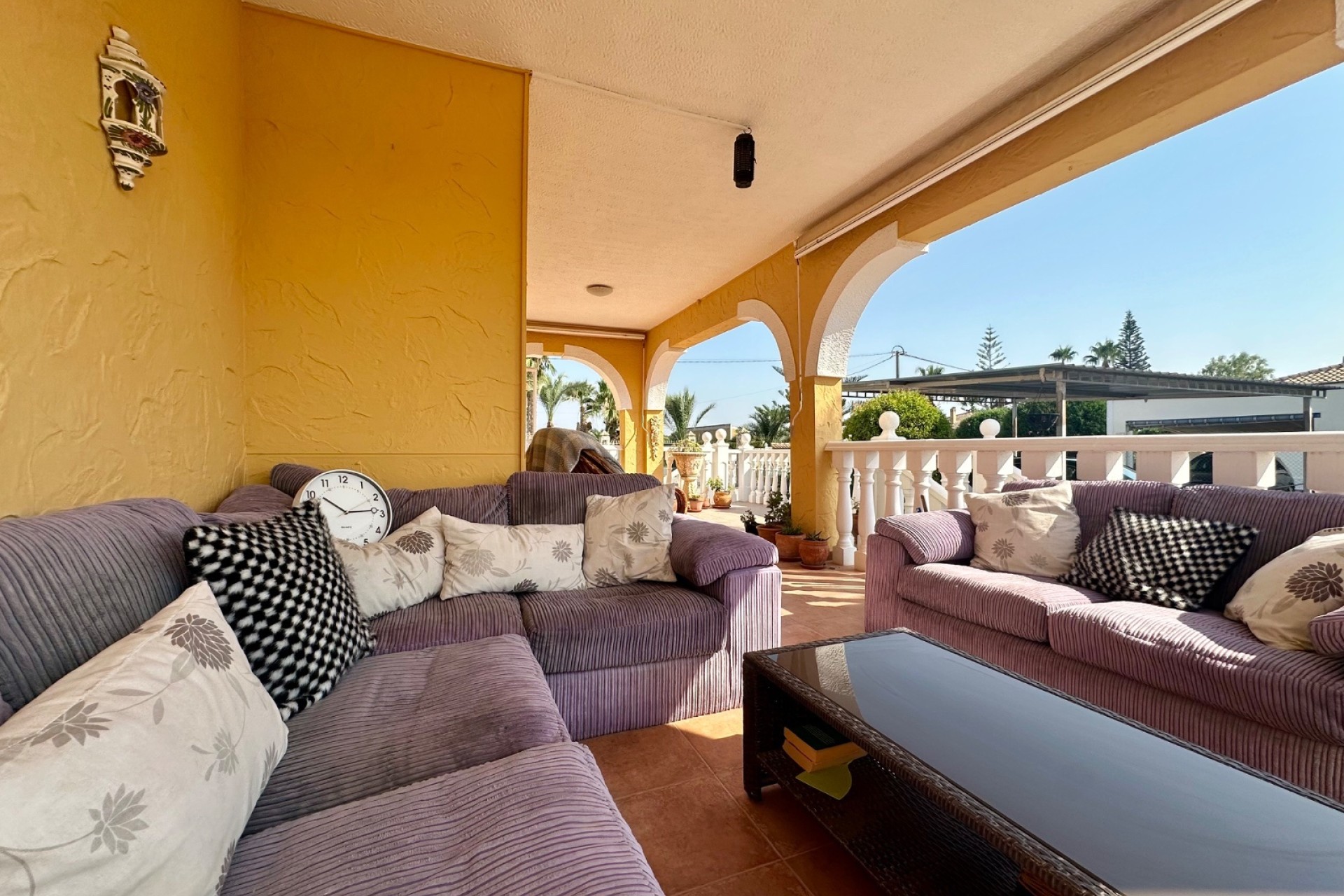Resale - Finca - Country Property -
Catral