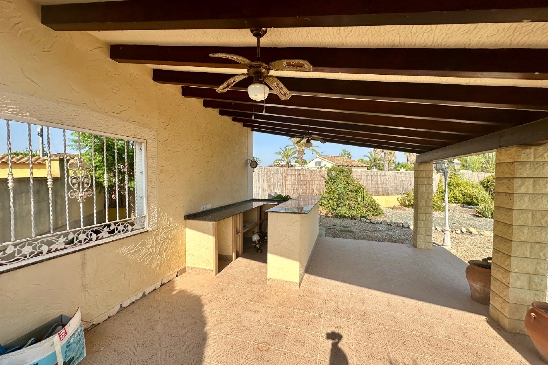 Resale - Finca - Country Property -
Catral