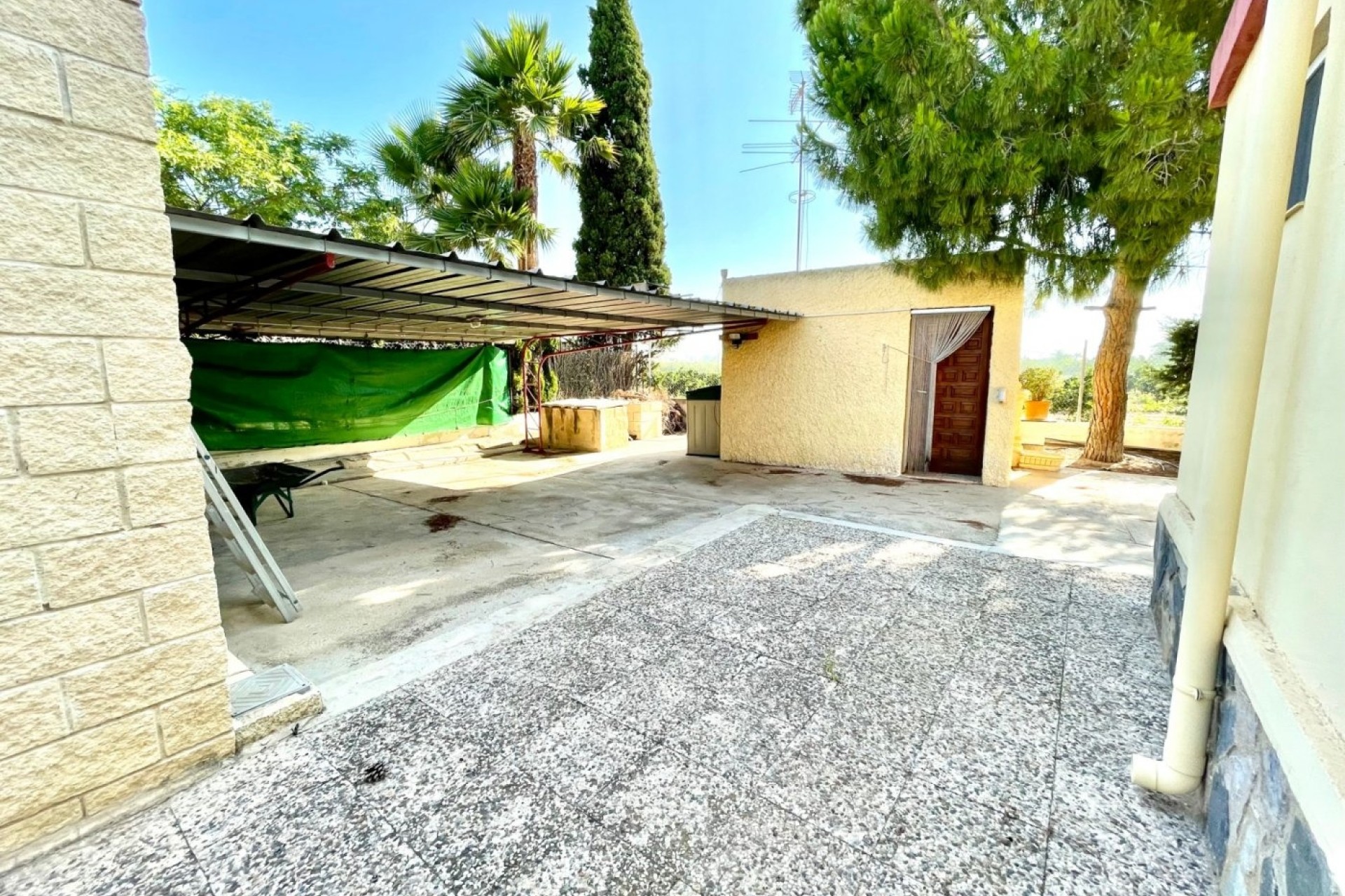 Resale - Finca - Country Property -
Elche