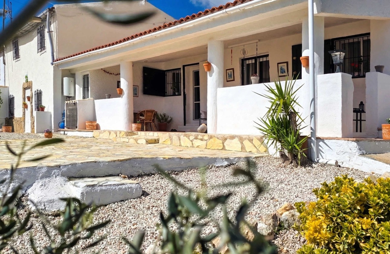 Resale - Finca - Country Property -
Fortuna