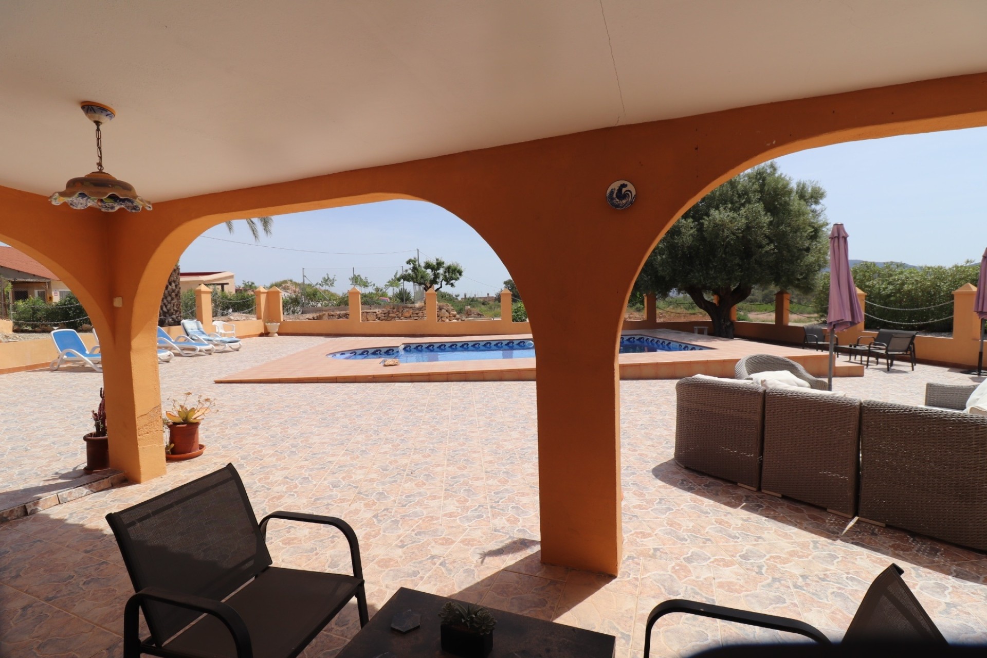 Resale - Finca - Country Property -
Hondón de las Nieves - La Canalosa
