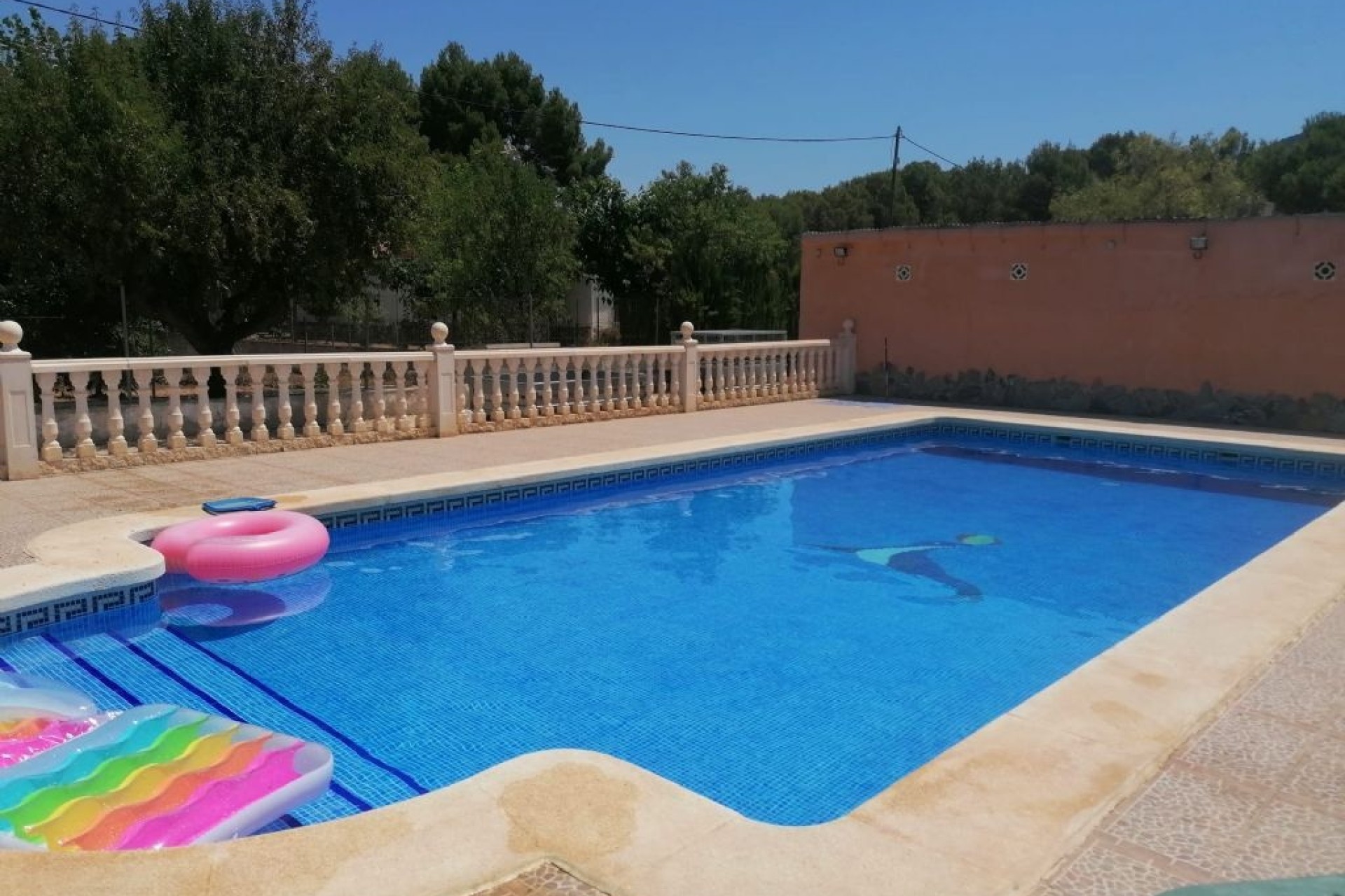 Resale - Finca - Country Property -
Hondón de las Nieves
